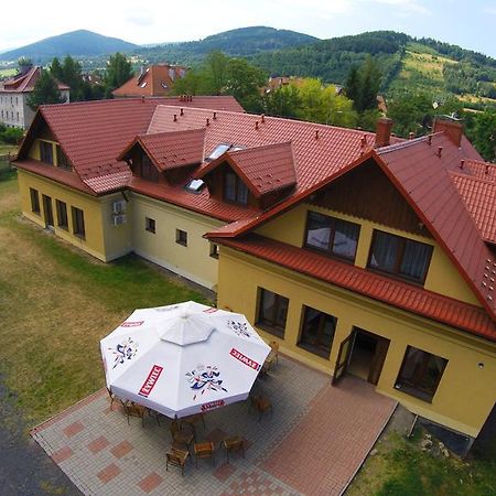 Pensjonat Lew Jaskiniowy Stronie Śląskie Exterior foto